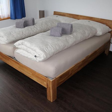 Ferienwohnung Fuer 5 Personen In Cumpadials, Inmitten Der Surselva Sumvitg Esterno foto