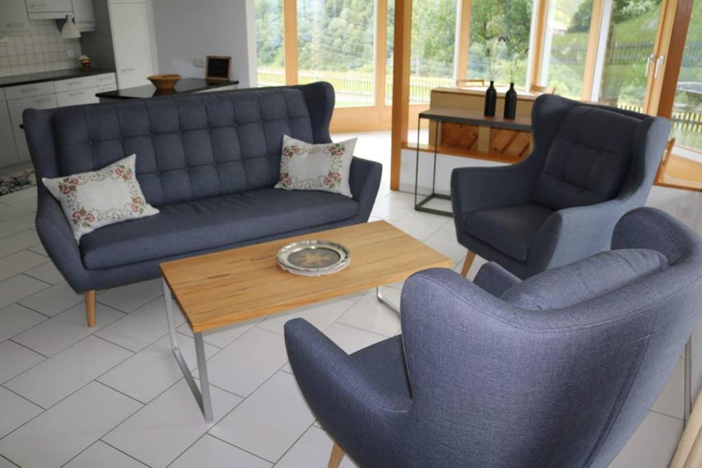 Ferienwohnung Fuer 5 Personen In Cumpadials, Inmitten Der Surselva Sumvitg Esterno foto