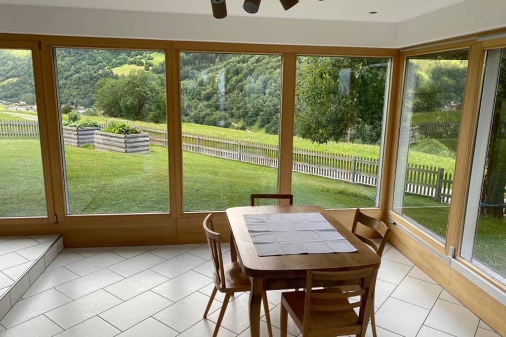 Ferienwohnung Fuer 5 Personen In Cumpadials, Inmitten Der Surselva Sumvitg Esterno foto