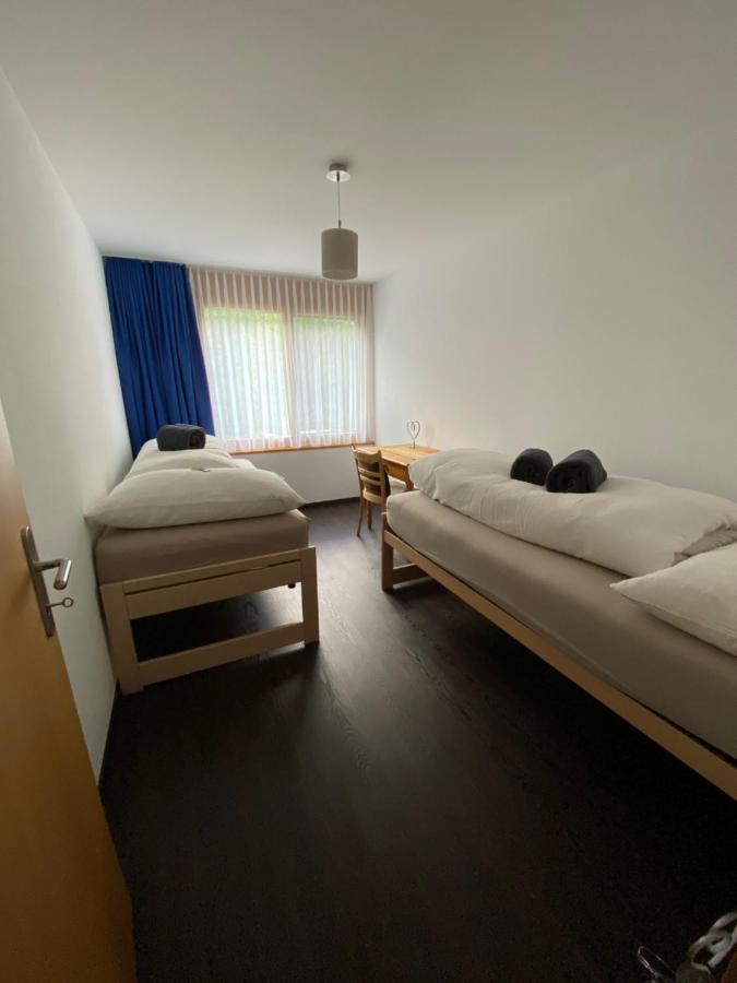Ferienwohnung Fuer 5 Personen In Cumpadials, Inmitten Der Surselva Sumvitg Esterno foto