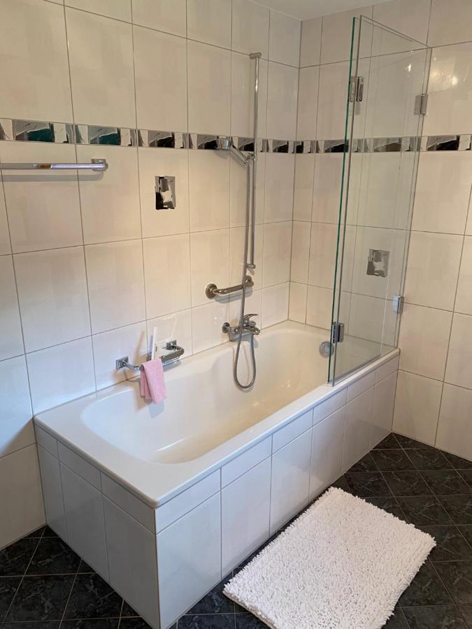 Ferienwohnung Fuer 5 Personen In Cumpadials, Inmitten Der Surselva Sumvitg Esterno foto