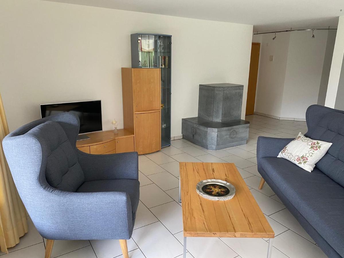 Ferienwohnung Fuer 5 Personen In Cumpadials, Inmitten Der Surselva Sumvitg Esterno foto